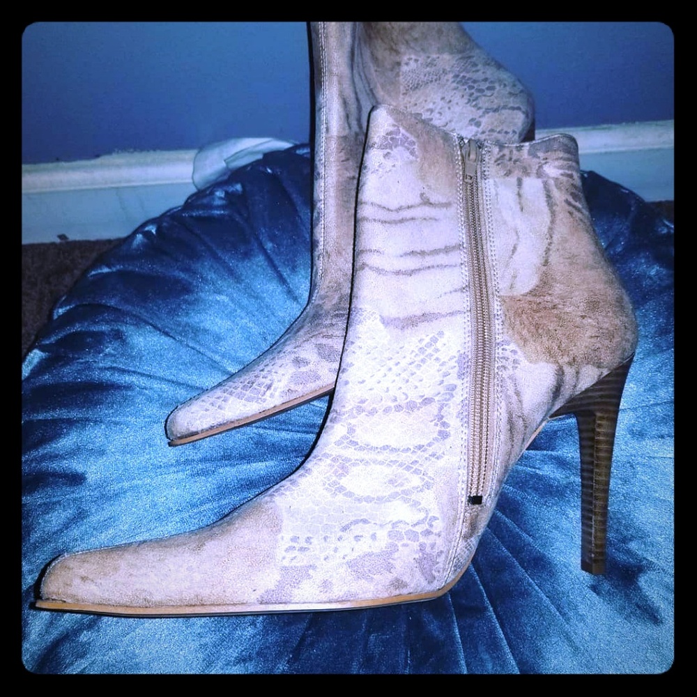 Printed Tan Booties